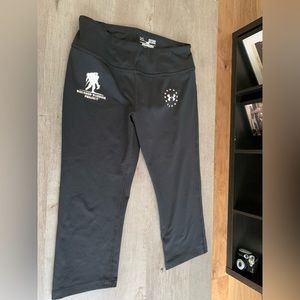 Under Armour Cropped Leggings